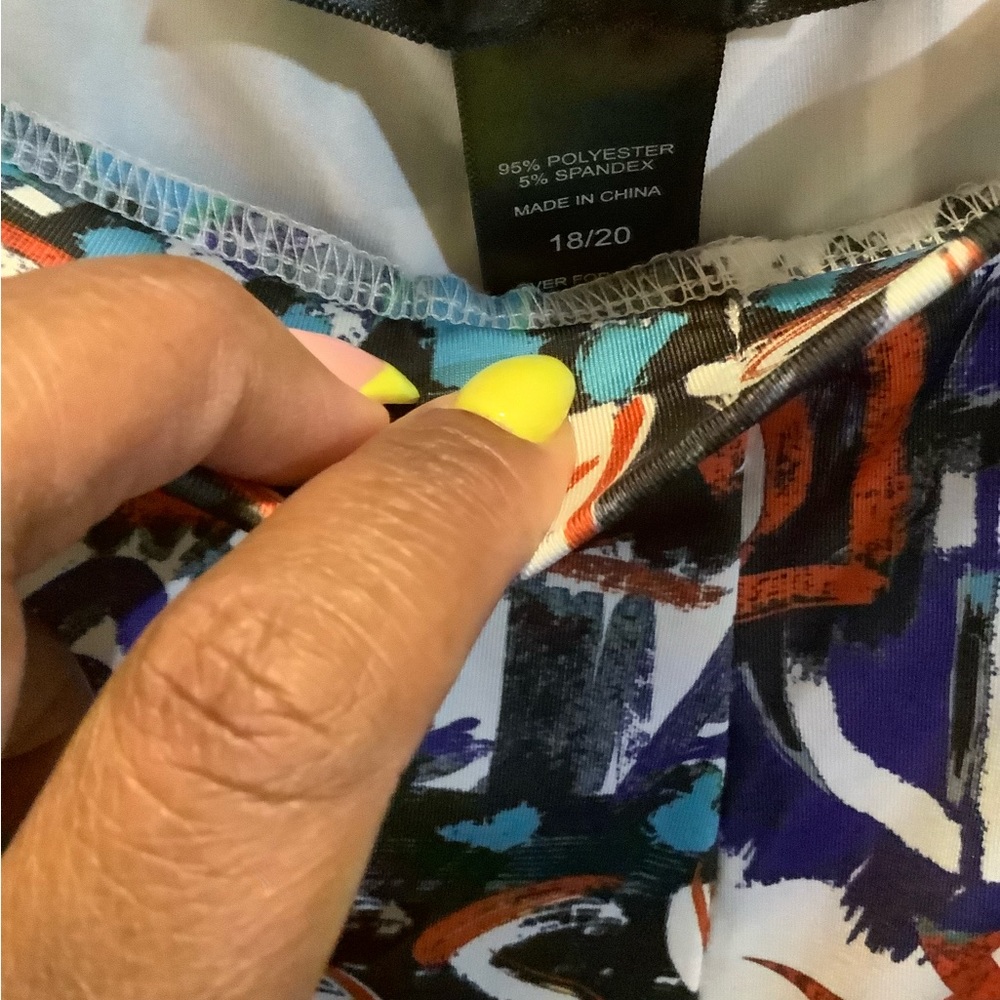 Graffiti Bike Shorts - Picture 3 of 3